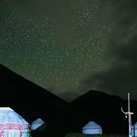 Hotel Eco Yurt Camp Arashan Teploklyuchenka Exterior foto