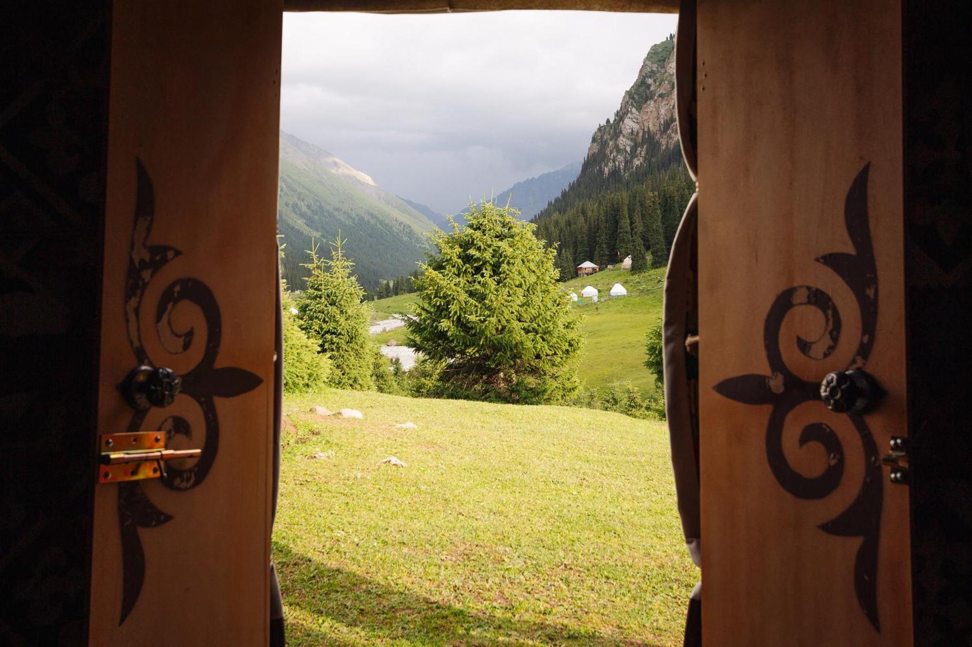 Hotel Eco Yurt Camp Arashan Teploklyuchenka Exterior foto