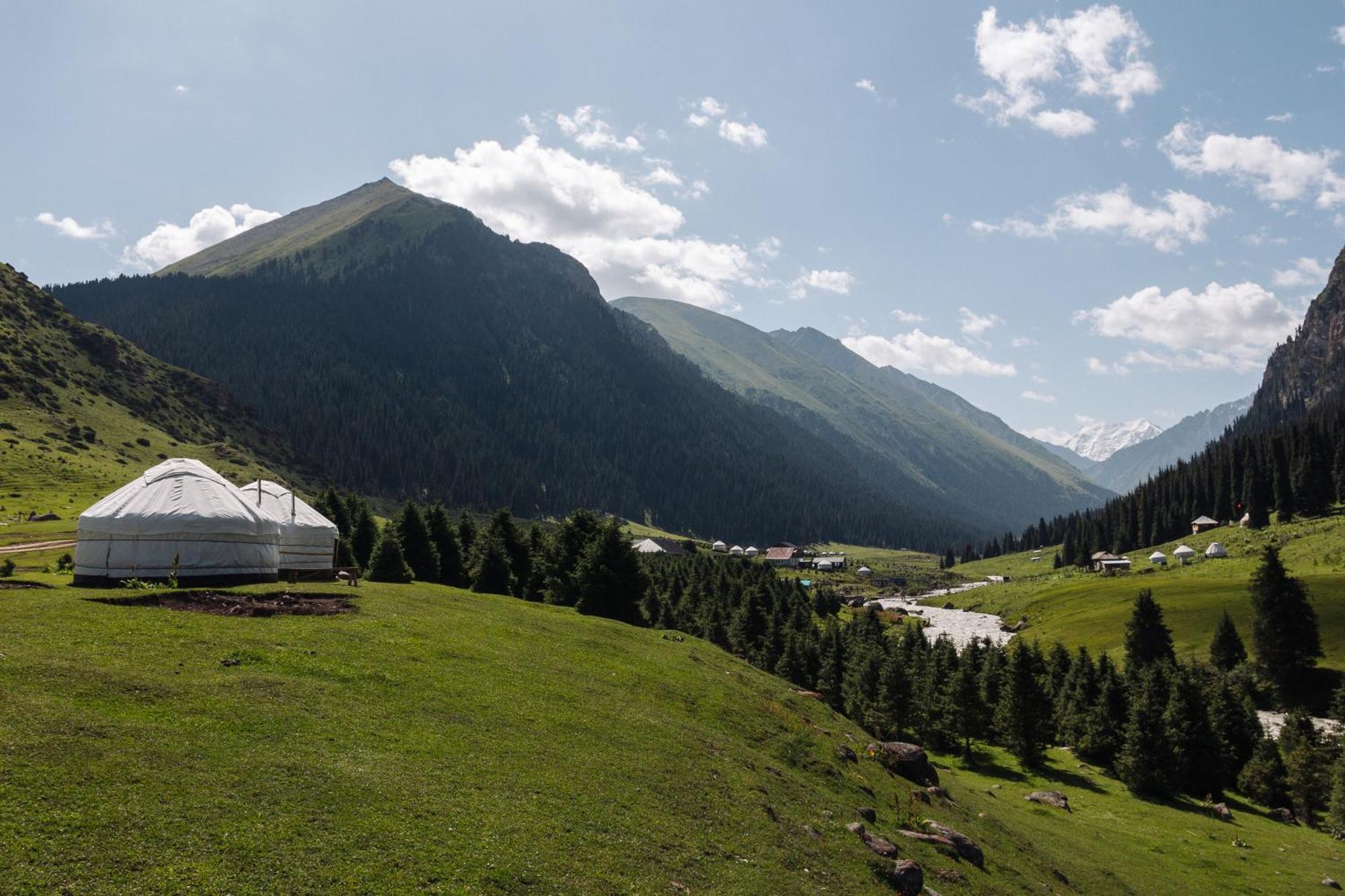 Hotel Eco Yurt Camp Arashan Teploklyuchenka Exterior foto